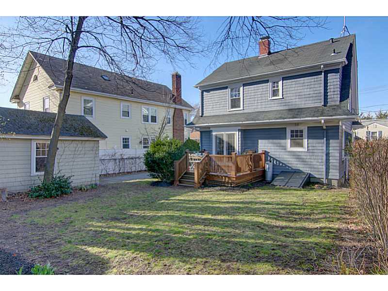 102 Dexterdale Road Providence, RI 02906 - Photo 25 of 25 Exterior Back.