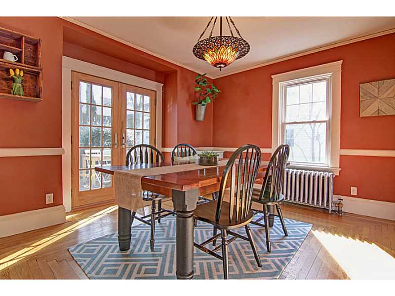 102 Dexterdale Road Providence, RI 02906 - Photo 10 of 25 Dining Room.