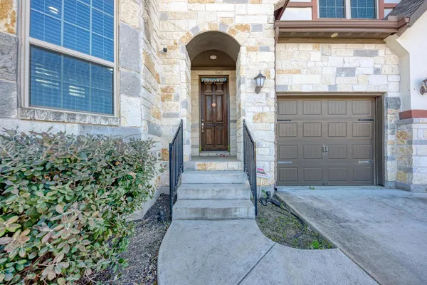 $4,450 | 5304 Cipriano Drive, Austin, TX 78738
