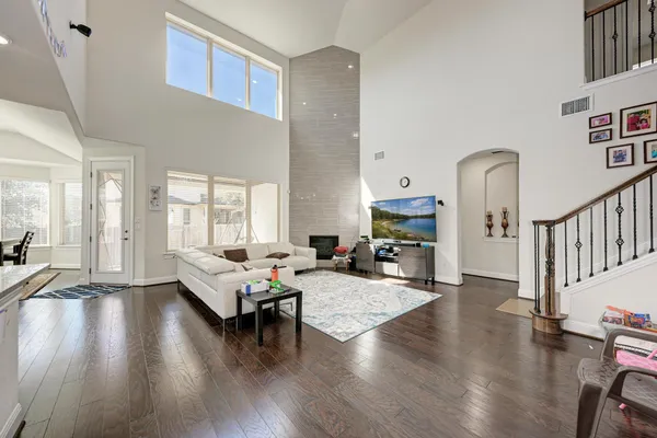 $4,450 | 5304 Cipriano Drive, Austin, TX 78738