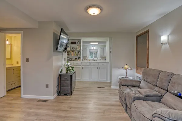 $585,000 | 5405 North Powell Road, Newman Lake, WA 99025