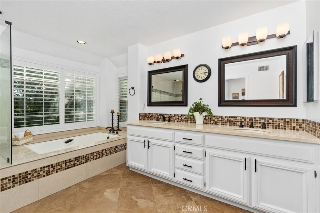 39 Highpoint Rancho Santa Margarita, CA 92679 - Photo 32 of 58