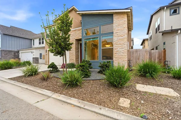 $510,000 | 3345 West Florence Avenue, Visalia, CA 93277