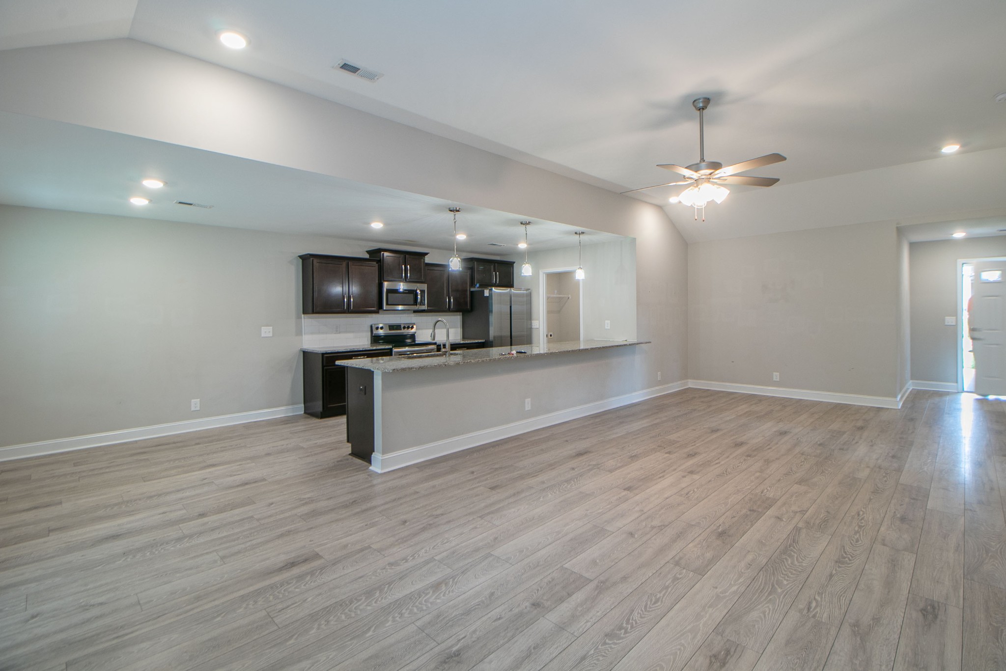 220 King Road Clarksville, TN 37042 - Photo 6 of 29