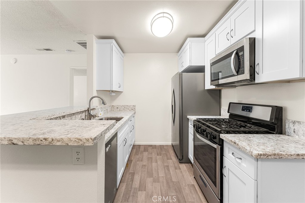 26200 Redlands Boulevard, Unit 132 Redlands, CA 92373 - Photo 4 of 36 updated kitchen