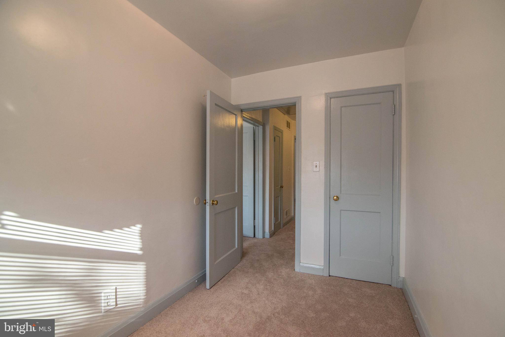 629 Middlesex Road Baltimore, MD 21221 - Photo 22 of 37