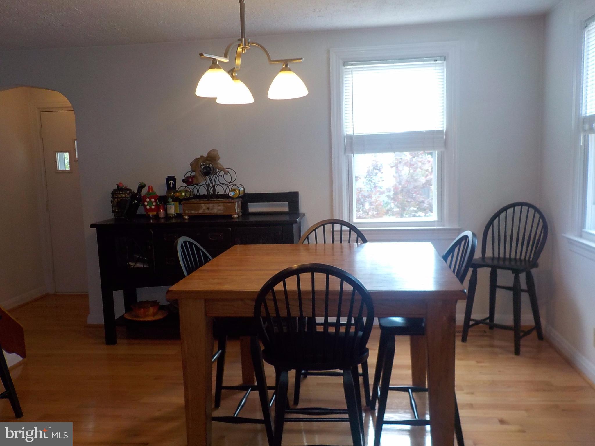 507 North Stuart Street Baltimore, MD 21221 - Photo 13 of 30 Dining Room