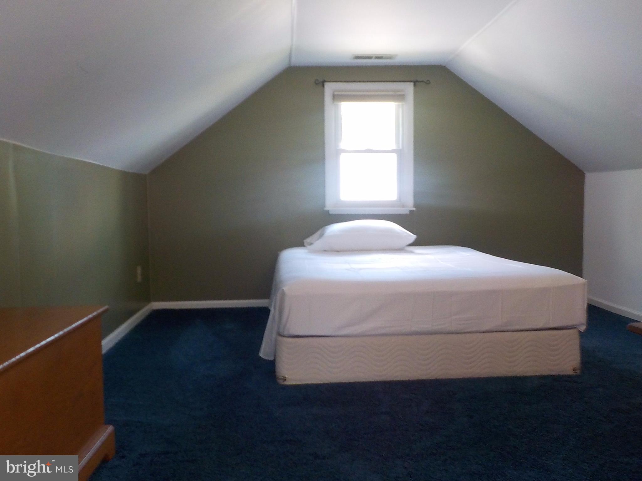 507 North Stuart Street Baltimore, MD 21221 - Photo 21 of 30 Bedroom (Master)