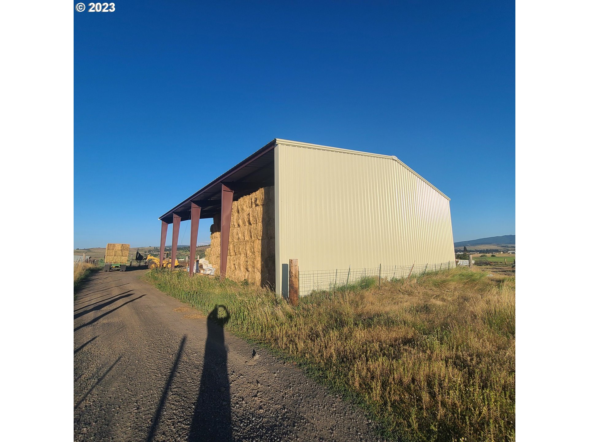 70775 Middle Road Elgin, OR 97827 - Photo 9 of 40 a view of a house with a yard