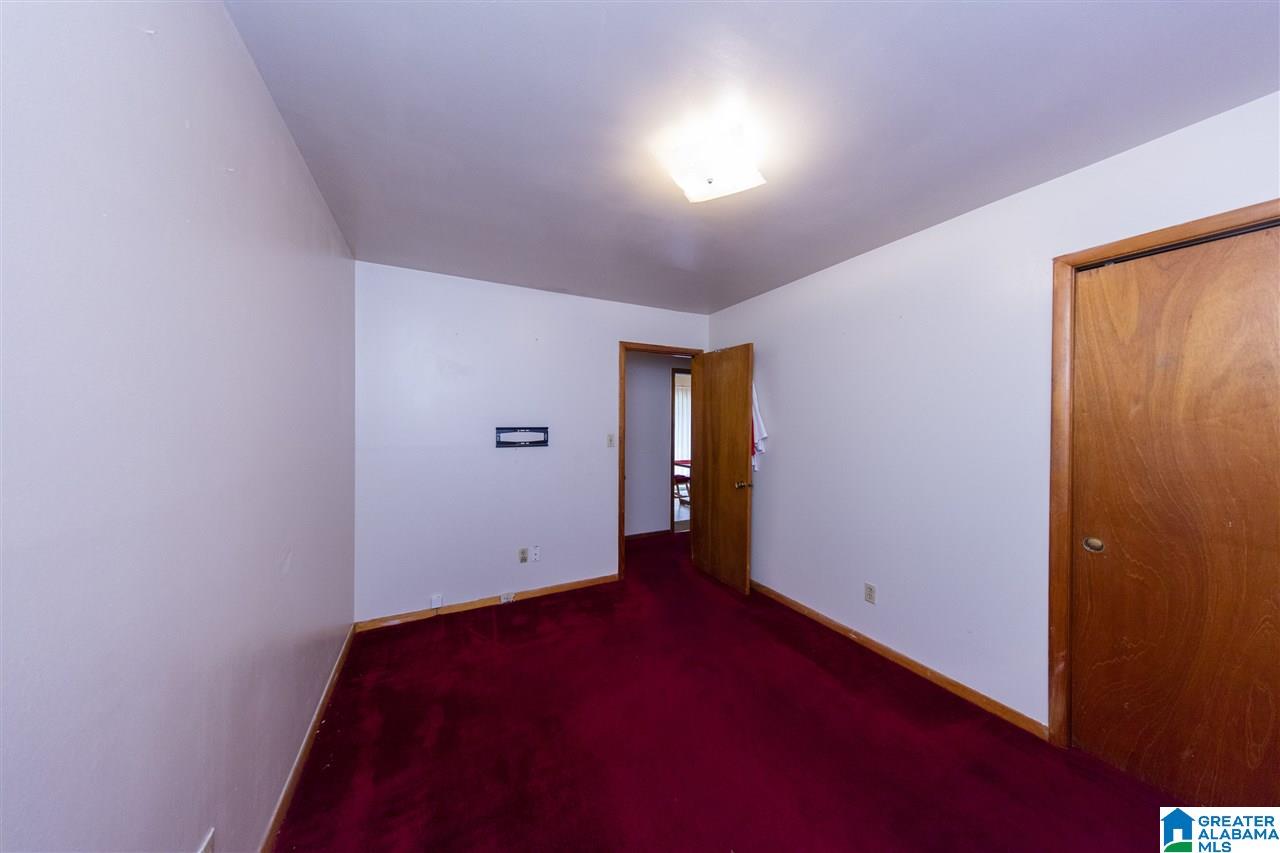 3069 Wenonah Park Road Southwest Birmingham, AL 35211 - Photo 19 of 34