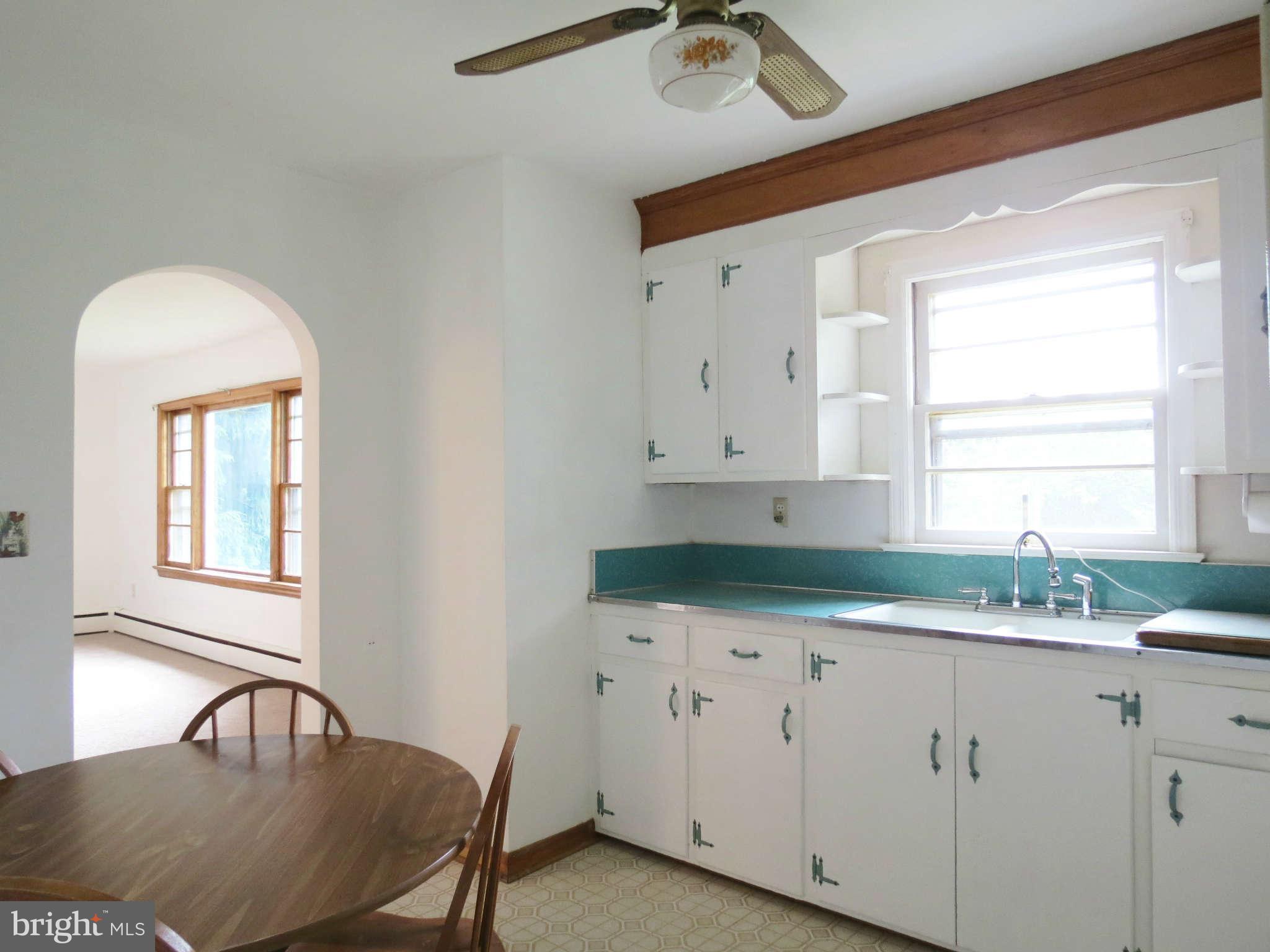 6018 Ridge Road Mount Airy, MD 21771 - Photo 8 of 18 Kitchen