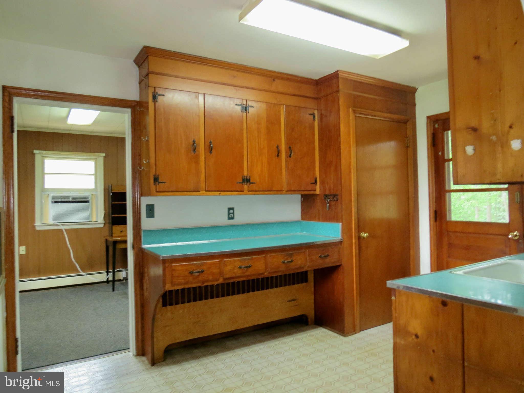 6018 Ridge Road Mount Airy, MD 21771 - Photo 10 of 18 Extended Kitchen