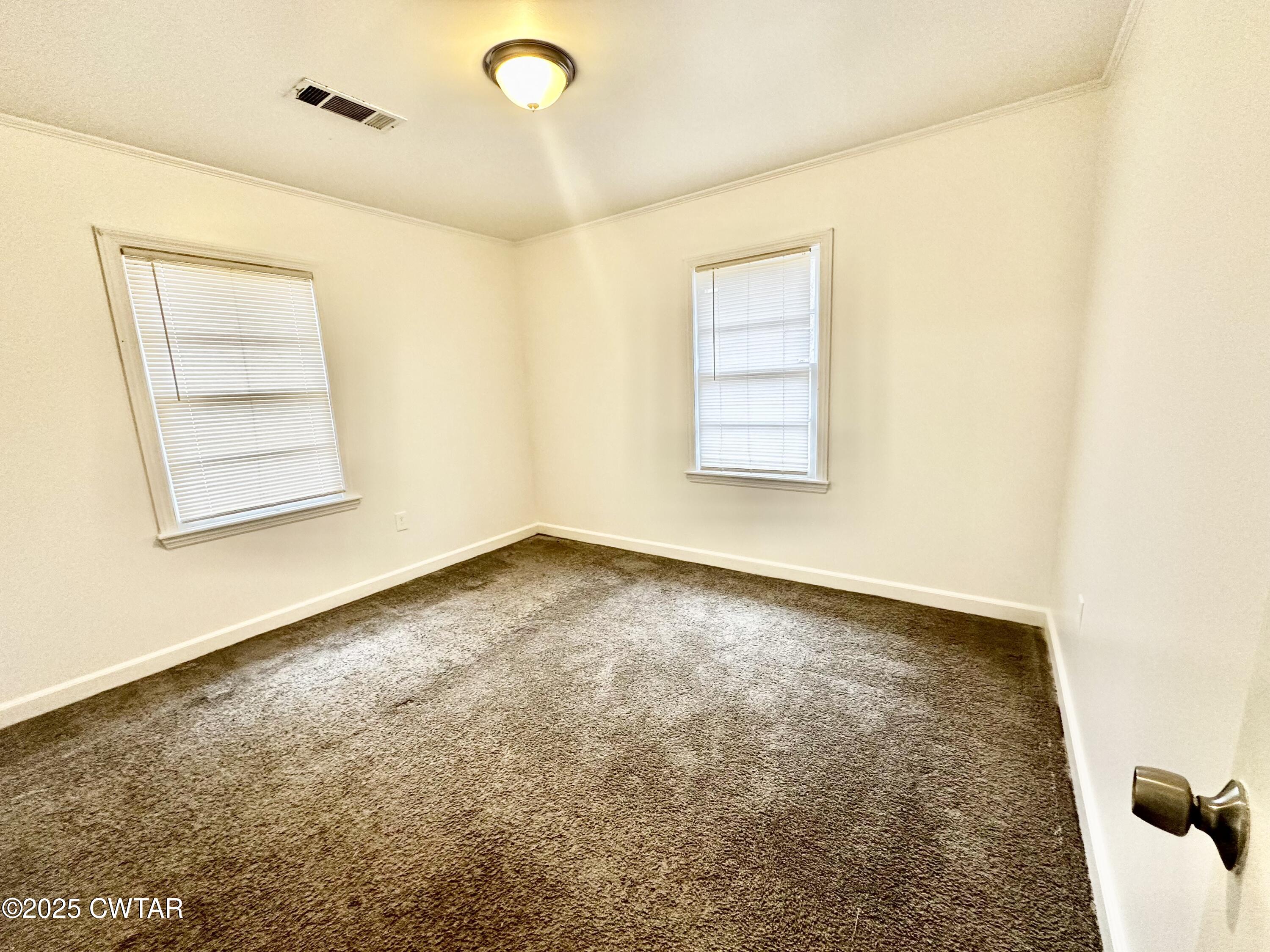 980 North Circle Road Memphis, TN 38127 - Photo 24 of 30 an empty room with a window