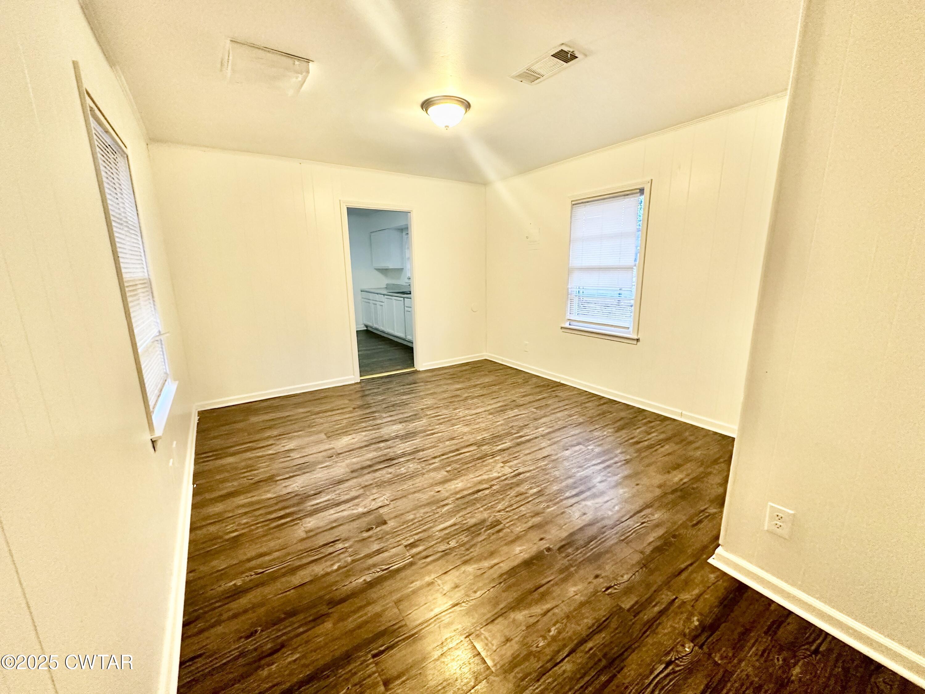 980 North Circle Road Memphis, TN 38127 - Photo 6 of 30 a view of an empty room