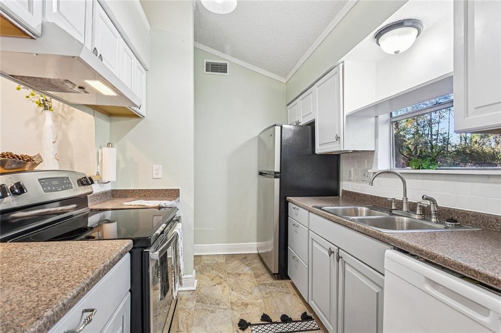 309 Sugar Tree Court Slidell, LA 70461 - Photo 9 of 21