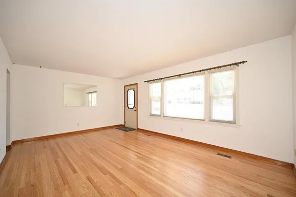 $298,000 | 5014 North Cypress Avenue, Kansas City, MO 64119