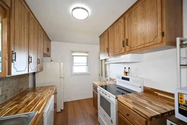 $298,000 | 5014 North Cypress Avenue, Kansas City, MO 64119