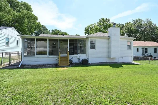 $298,000 | 5014 North Cypress Avenue, Kansas City, MO 64119