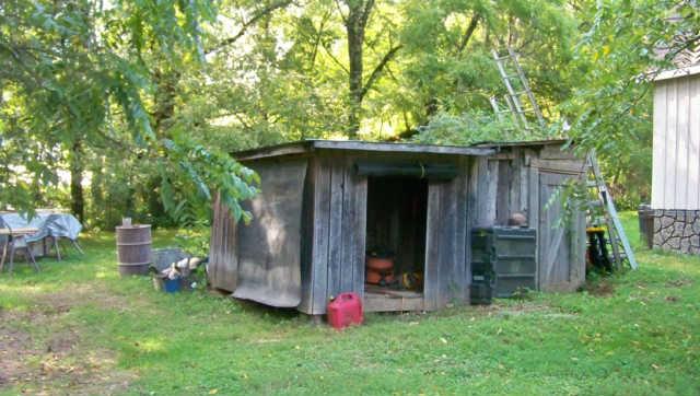 Storage shed