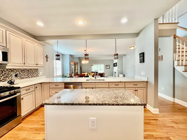 $495,000 | 65 Oak Meadow Lane, Unit 65, Torrington, CT 06790