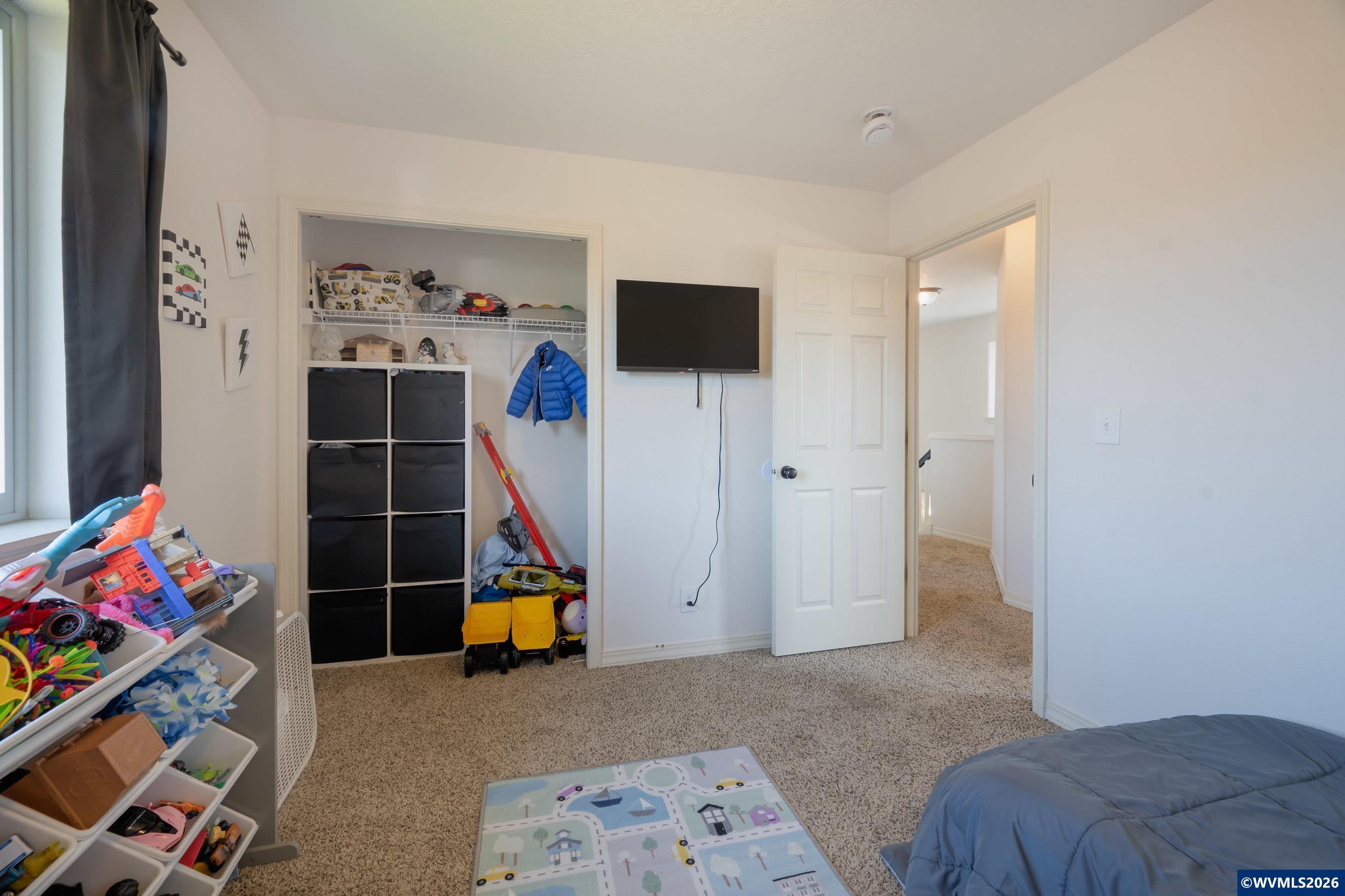 230 Northwest Sagan Loop Sheridan, OR 97378 - Photo 21 of 32