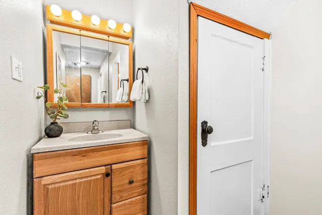 $249,000 | 115 17th Street, Cloquet, MN 55720