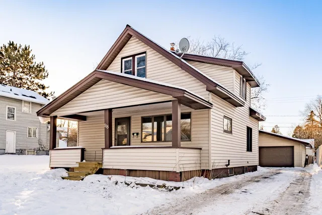 $249,000 | 115 17th Street, Cloquet, MN 55720