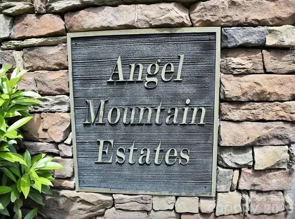 a close up of a street sign