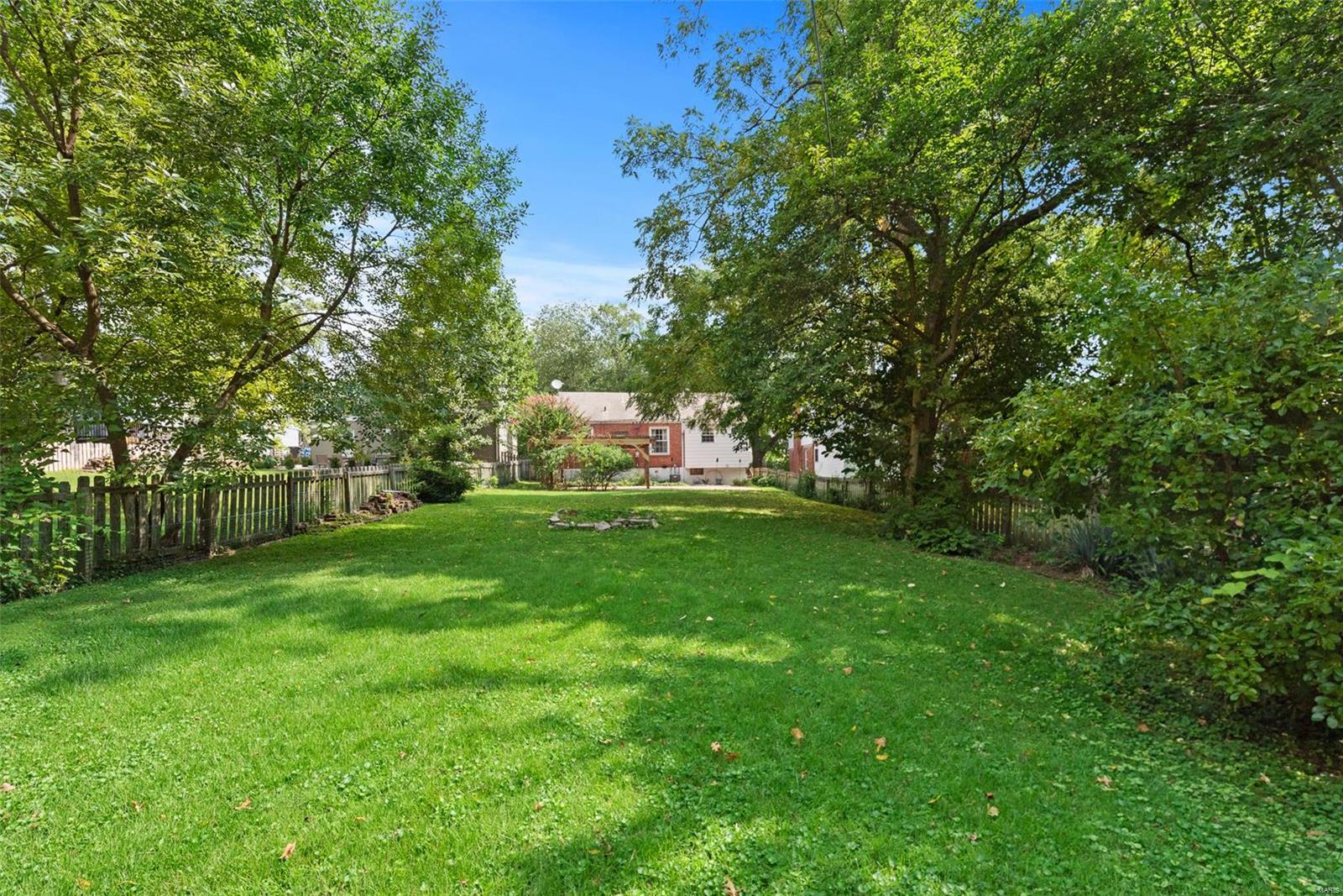 1349 North Berry Road St. Louis, MO 63122 - Photo 2 of 37 Gallery Image 2