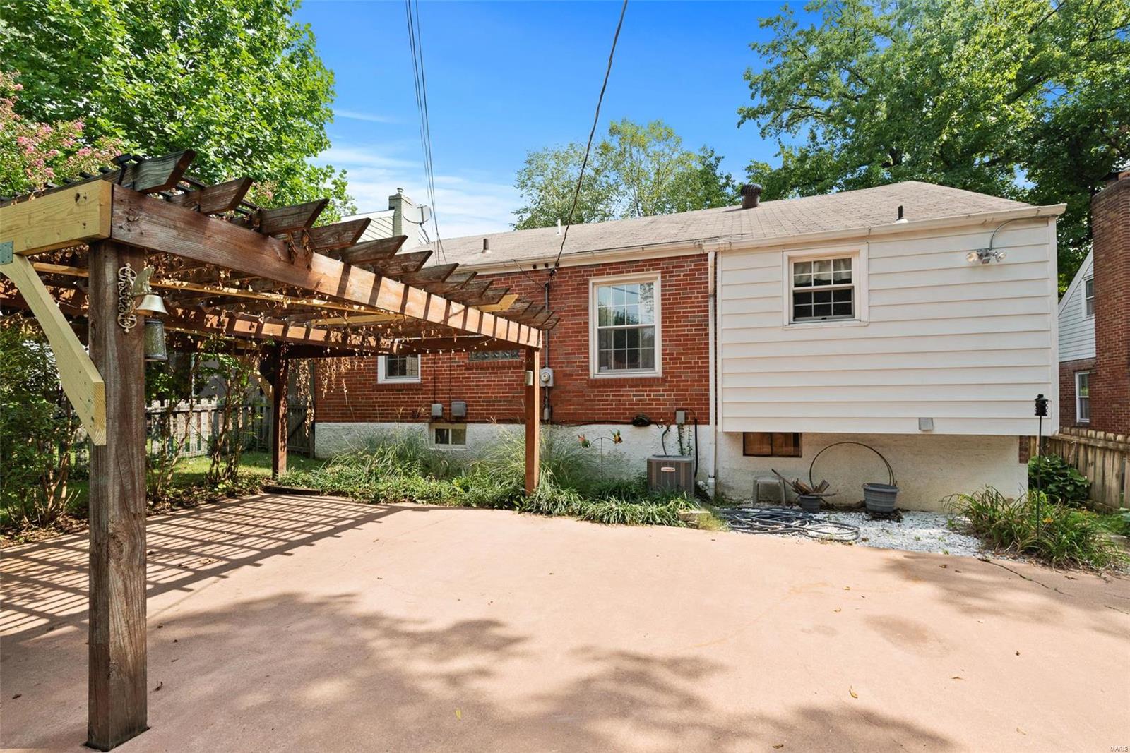 1349 North Berry Road St. Louis, MO 63122 - Photo 15 of 37 Gallery Image 15
