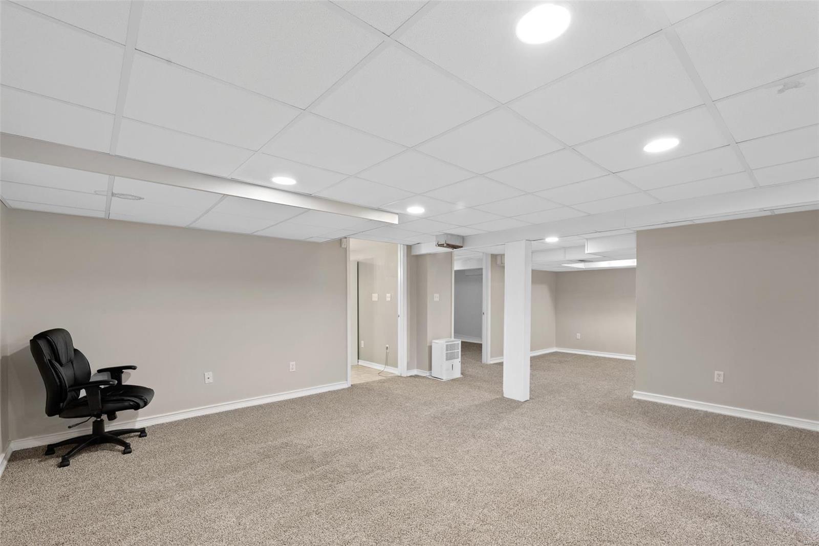 1349 North Berry Road St. Louis, MO 63122 - Photo 10 of 37 Gallery Image 10