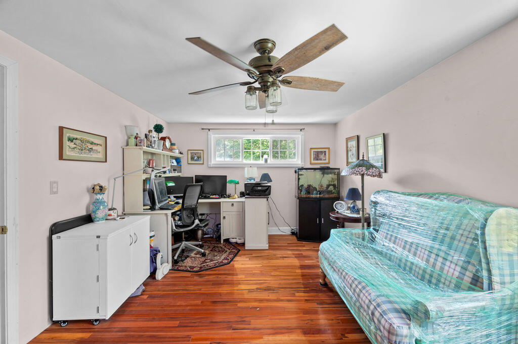 93 Bartlett Road Kittery Point, ME 03905 - Photo 23 of 41 untitled-16