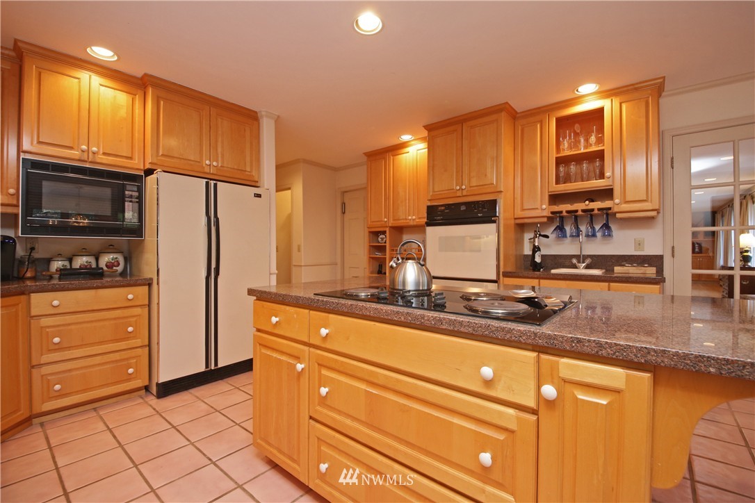 1215 Devries Road Oak Harbor, WA 98277 - Photo 14 of 25 Gallery Image 14