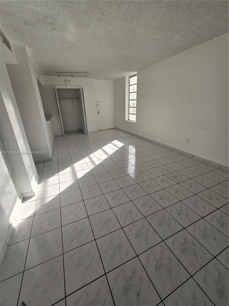 Fountainebleau Miami, FL 33172 - Photo 5 of 28 a view of empty room with windows