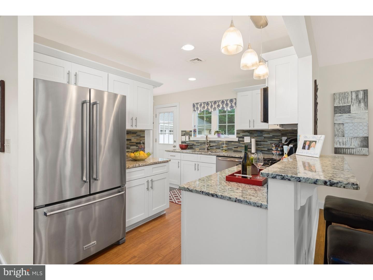 410 Mercer Street Hamilton, NJ 08690 - Photo 7 of 25 Kitchen