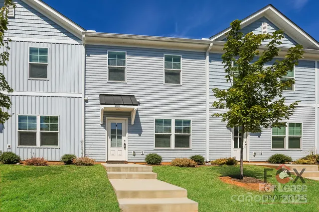 $1,555 | 105 Dogwood Vlg Trail, Unit D, Mooresville, NC 28115