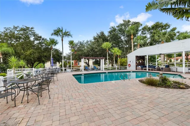 $1,675,000 | 442 East 3rd Avenue, Mount Dora, FL 32757