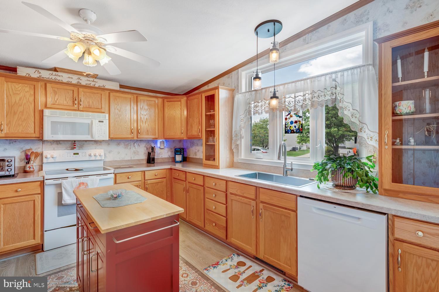 902 Oak Ridge Terrace Whiting, NJ 08759 - Photo 20 of 33