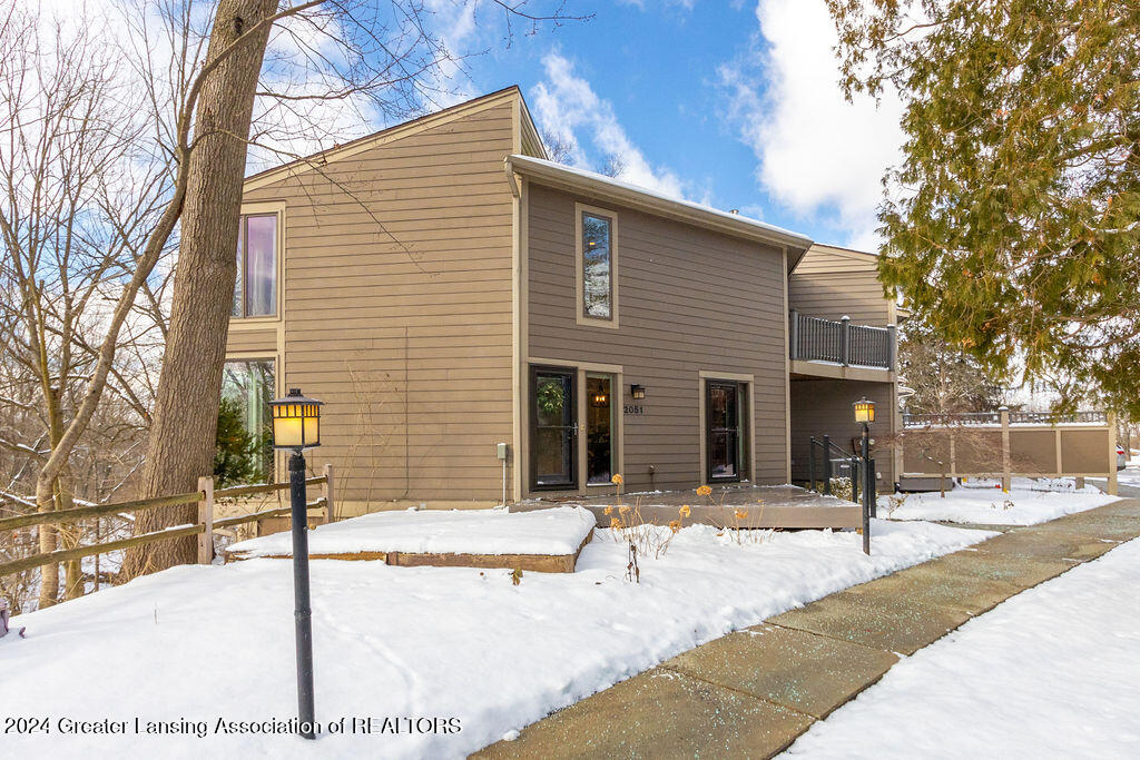 2051 Hamilton Road Okemos, MI 48864 - Photo 3 of 46 Final-34