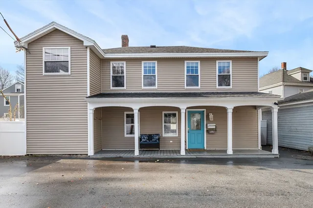 $525,000 | 11 1/2 Sanborn Terrace, Amesbury, MA 01913