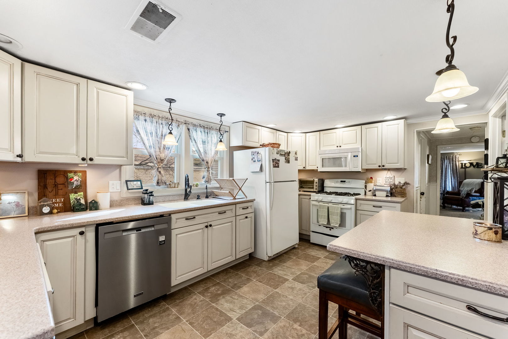 7509 24th Street Milan, IL 61264 - Photo 8 of 21