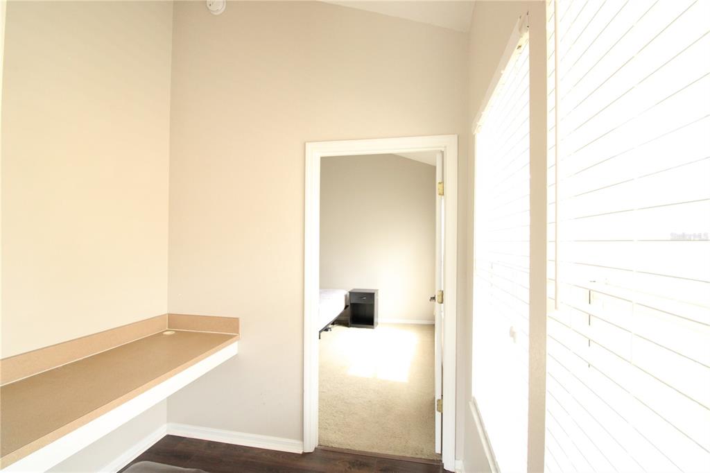 9158 Southwest 51st Road, Unit J303 Gainesville, FL 32608 - Photo 12 of 33