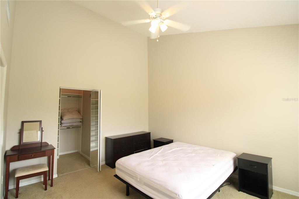 9158 Southwest 51st Road, Unit J303 Gainesville, FL 32608 - Photo 15 of 33