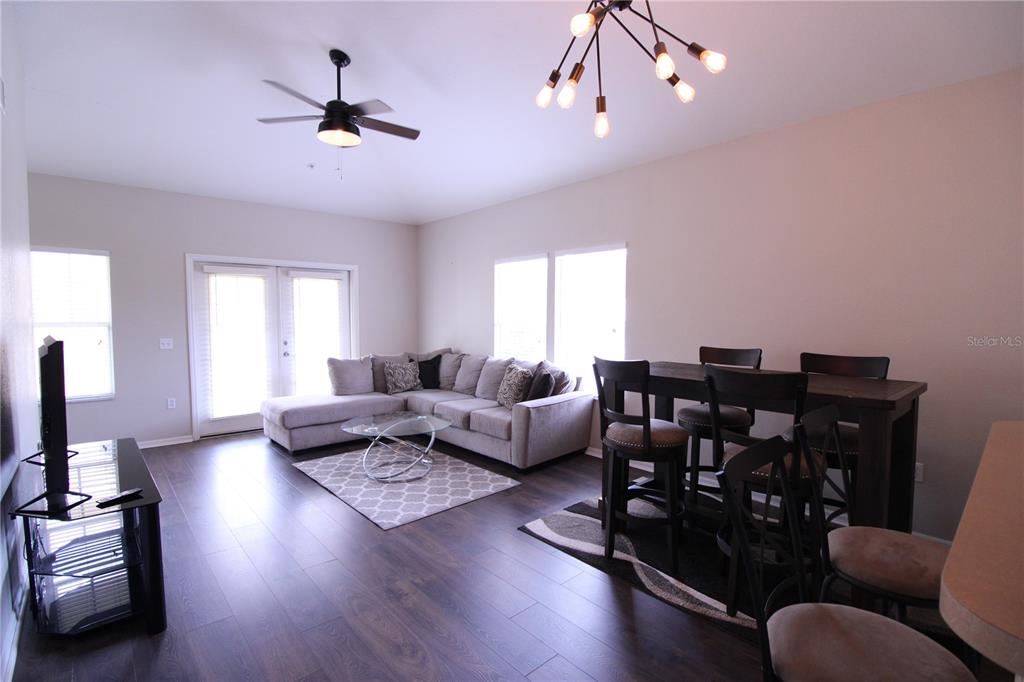 9158 Southwest 51st Road, Unit J303 Gainesville, FL 32608 - Photo 2 of 33