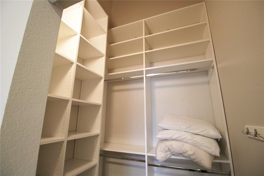 9158 Southwest 51st Road, Unit J303 Gainesville, FL 32608 - Photo 26 of 33