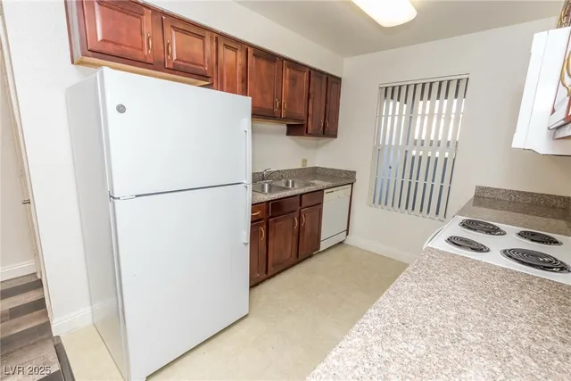 $1,200 | 2606 South Durango Drive, Unit 104, Las Vegas, NV 89117