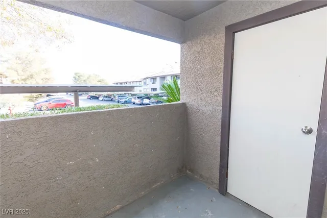 $1,200 | 2606 South Durango Drive, Unit 104, Las Vegas, NV 89117