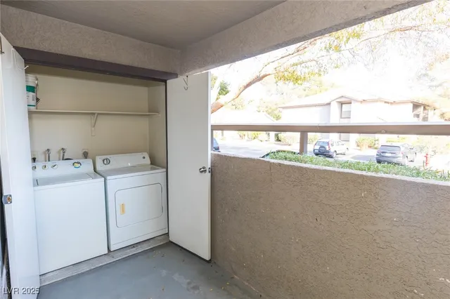$1,200 | 2606 South Durango Drive, Unit 104, Las Vegas, NV 89117