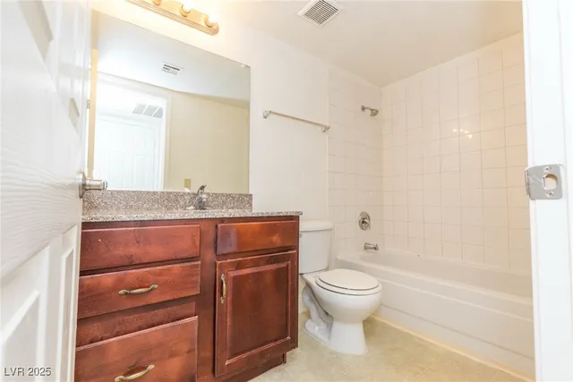 $1,200 | 2606 South Durango Drive, Unit 104, Las Vegas, NV 89117