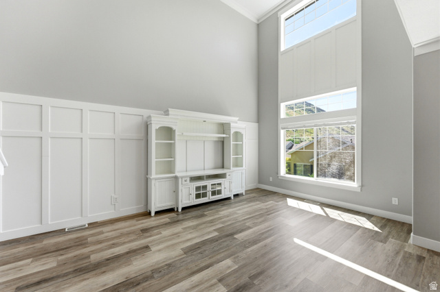 1614 Aspen Loop Provo, UT 84606 - Photo 9 of 47 Vaulted ceilings enhance this living space featuring board and batten wall detailing
